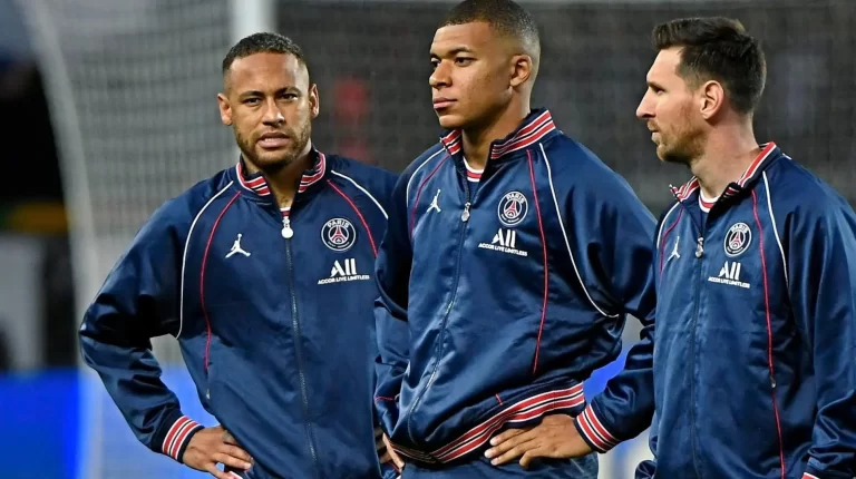 92fb16af24c341548211c540c9765e17