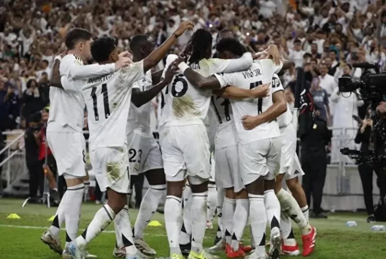 c38b7964b0704eef966f0a3b2cb4626f